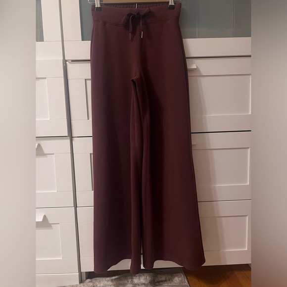 SPANX AirEssentials Wide Leg Pant | Spice - Picture 2 of 7